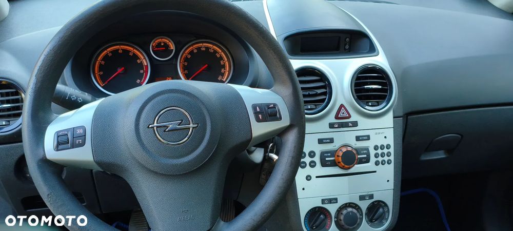 Opel Corsa - 24