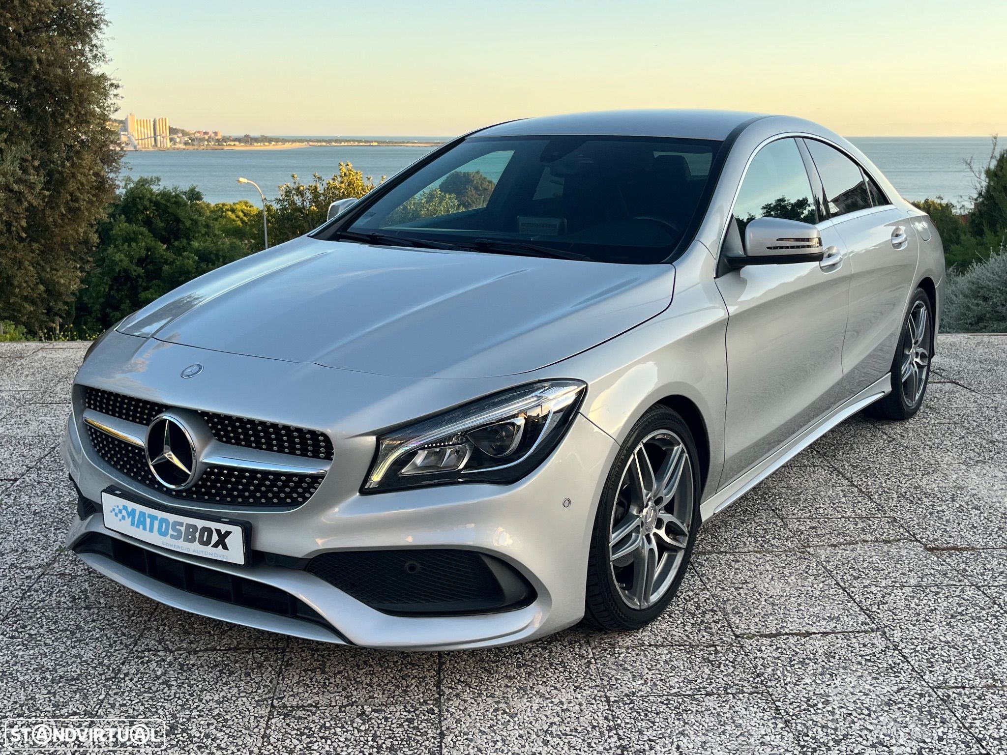 Mercedes-Benz CLA 180 d AMG Line - 1