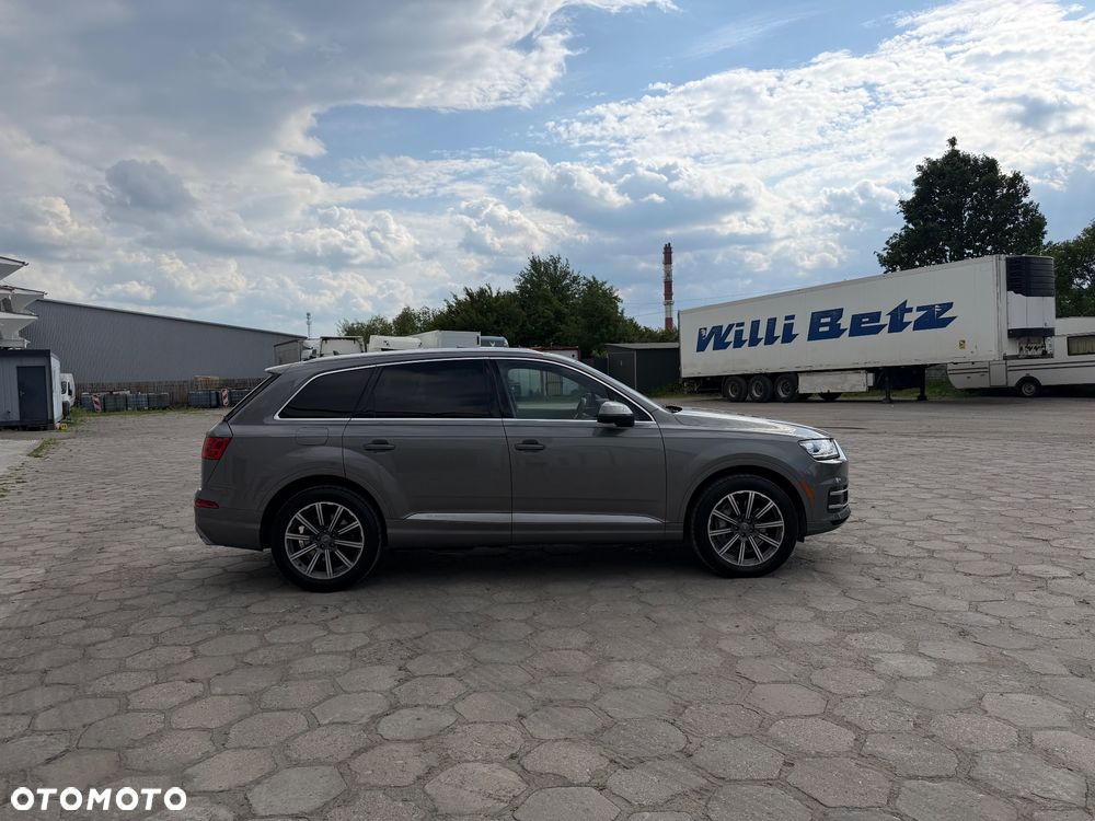 Audi Q7 - 8