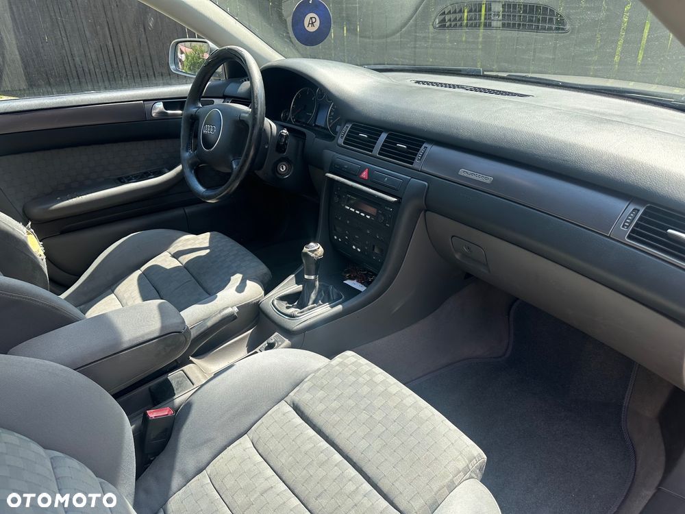 Audi A6 Avant - 11