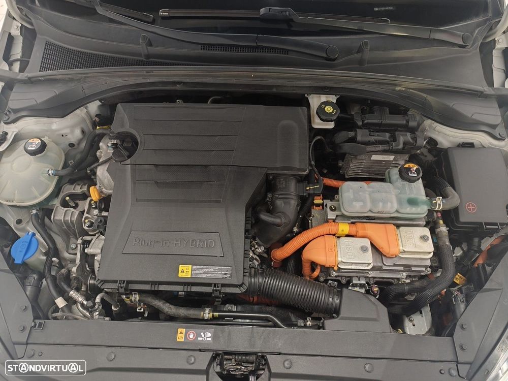 Kia Ceed SW 1.6 GDi PHEV Tech 6DCT - 37