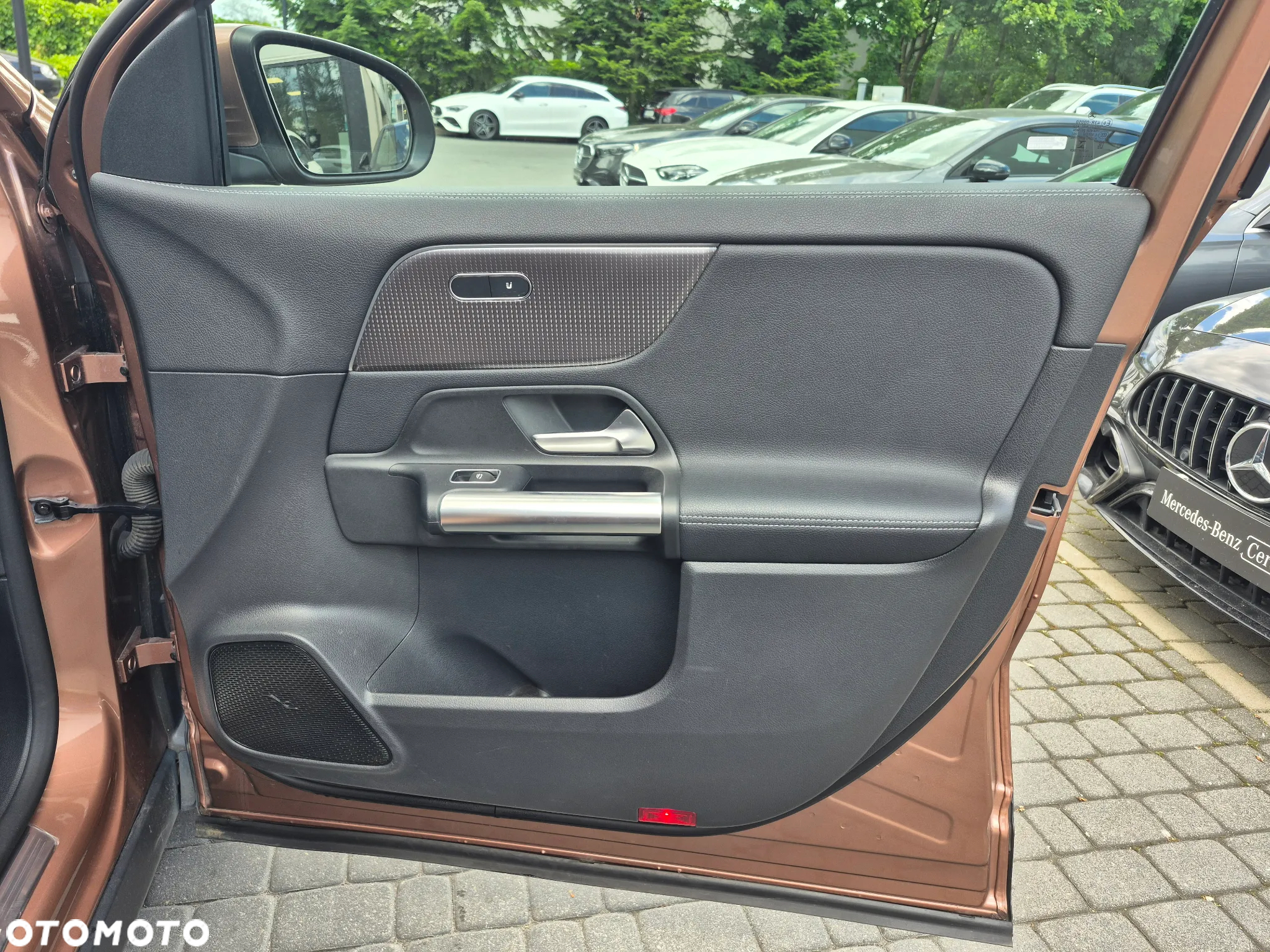 Mercedes-Benz GLA 200 4-Matic Progressive - 34