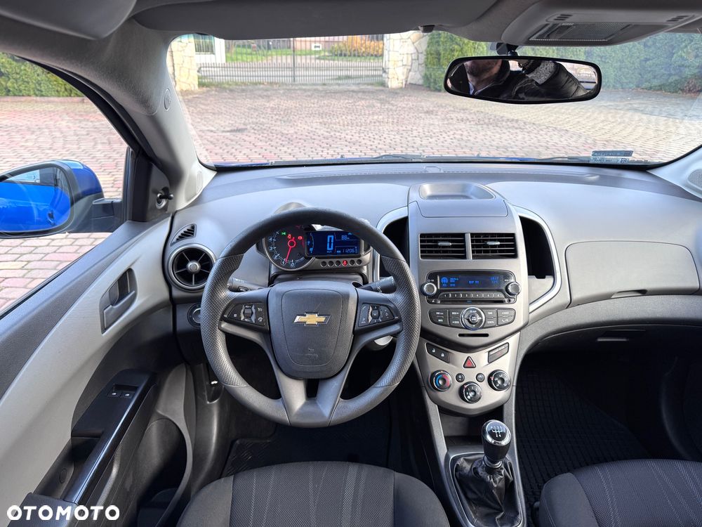 Chevrolet Aveo 1.2 LT+ - 11