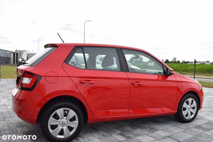 Skoda Fabia 1.2 TSI Cool Edition Red & Grey - 25