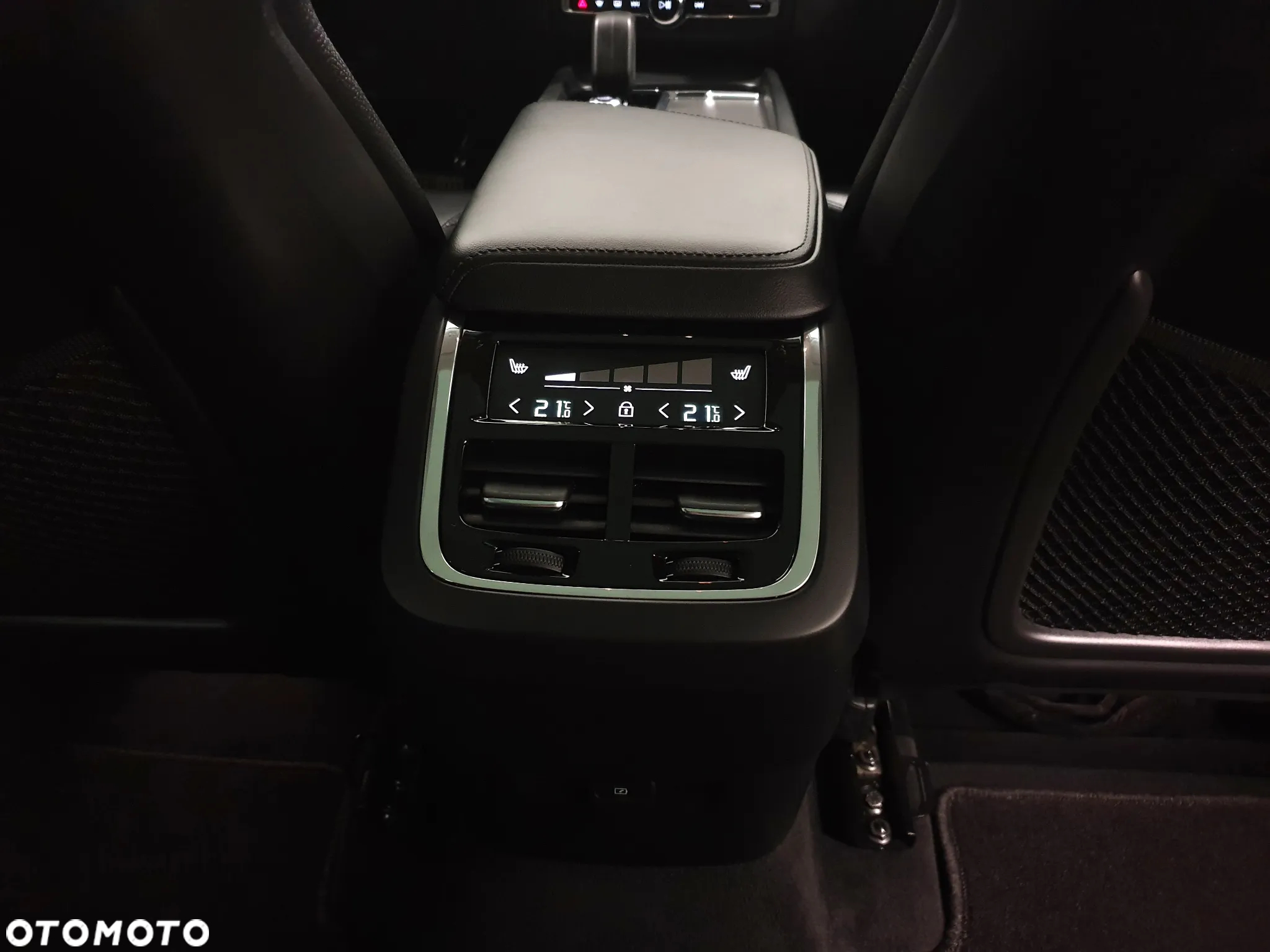 Volvo XC 60 B4 D Geartronic Inscription - 28