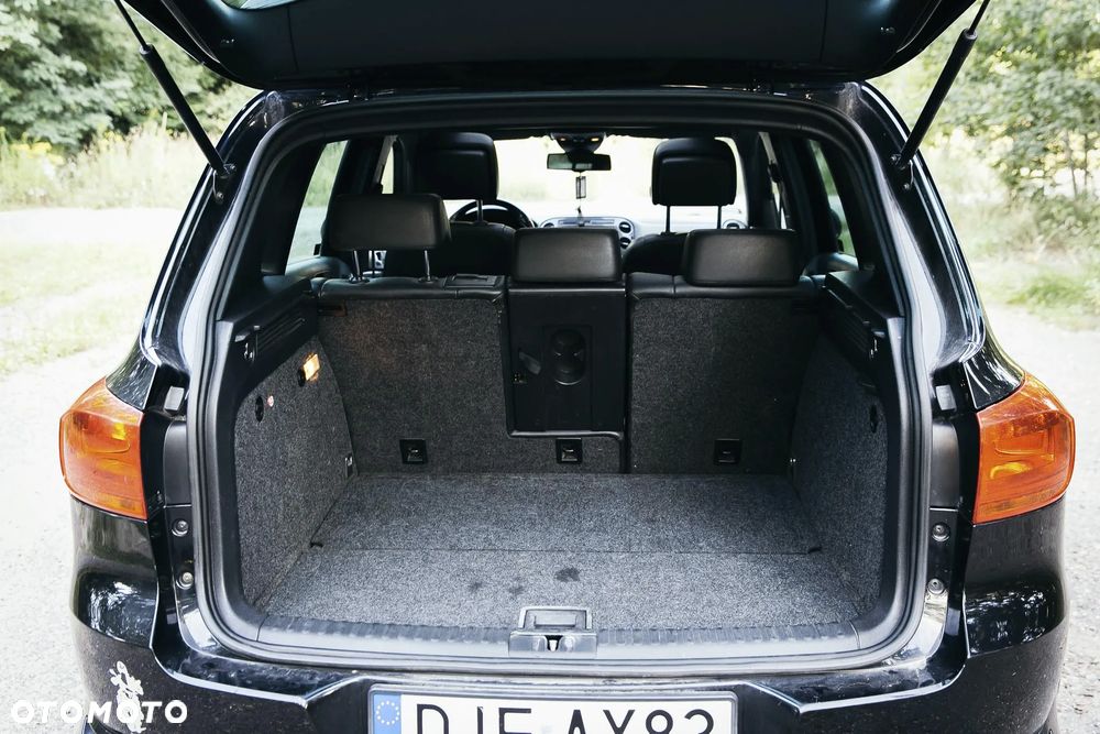 Volkswagen Tiguan 2.0 TDI 4Mot Perfectline R-Style - 9