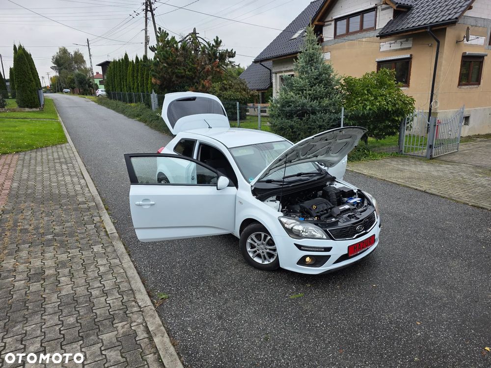 Kia ProCeed pro Ceed 1.4 CVVT Dream-Team Edition