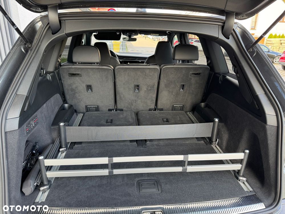 Audi SQ7 TFSI quattro tiptronic - 15