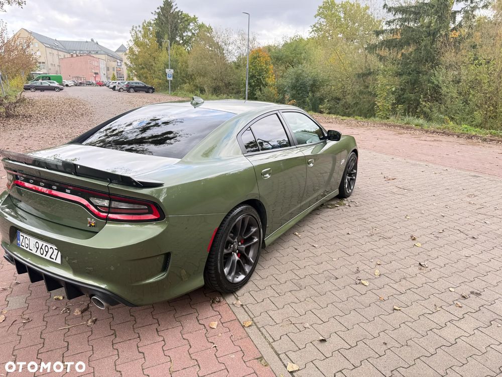 Dodge Charger 6.4 Scat Pack - 27