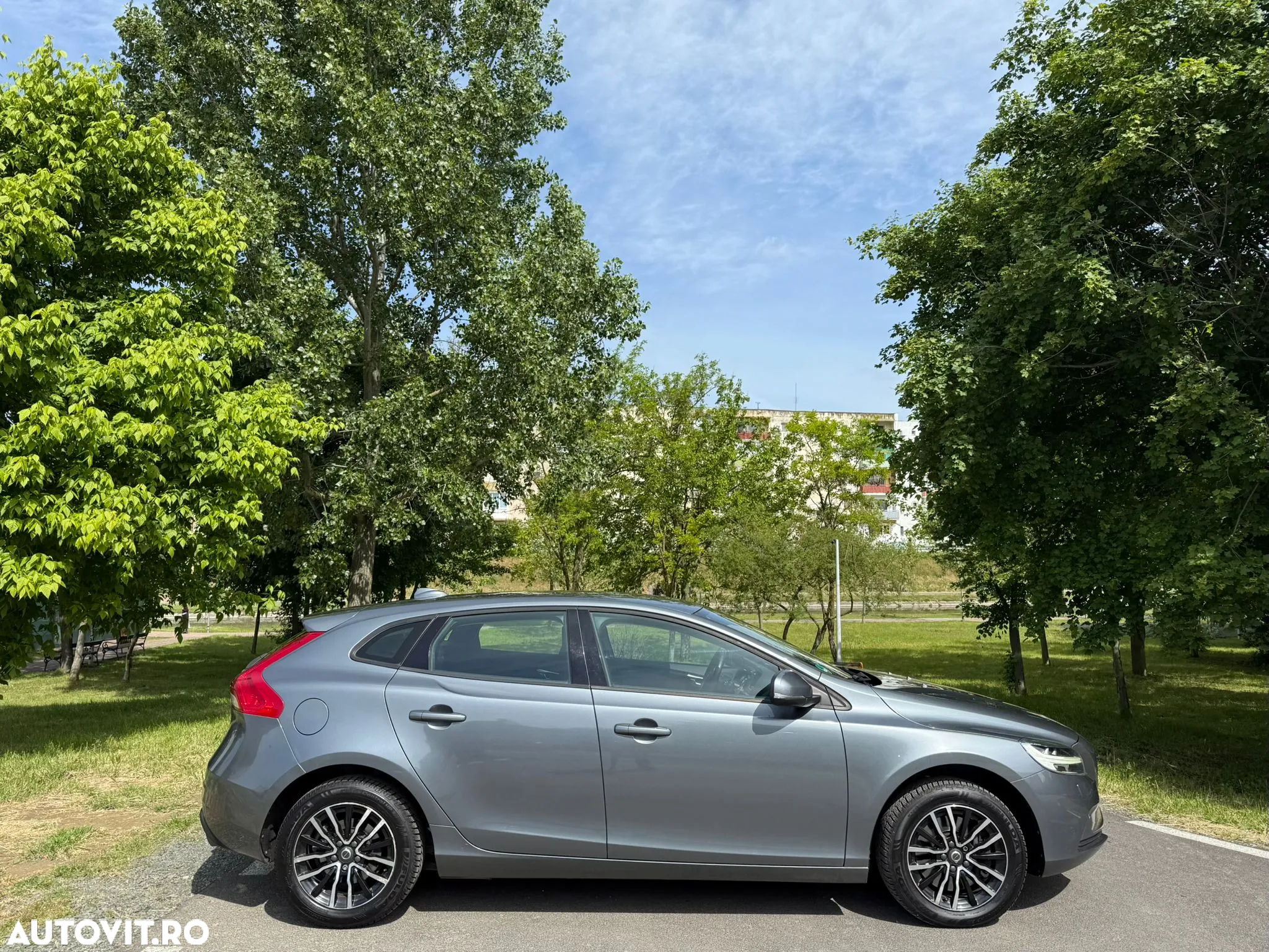Volvo V40 D3 DRIVe Kinetic - 6