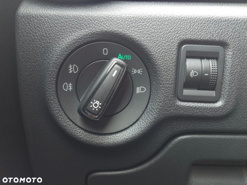 Skoda Fabia 1.5 TSI Monte Carlo DSG - 26