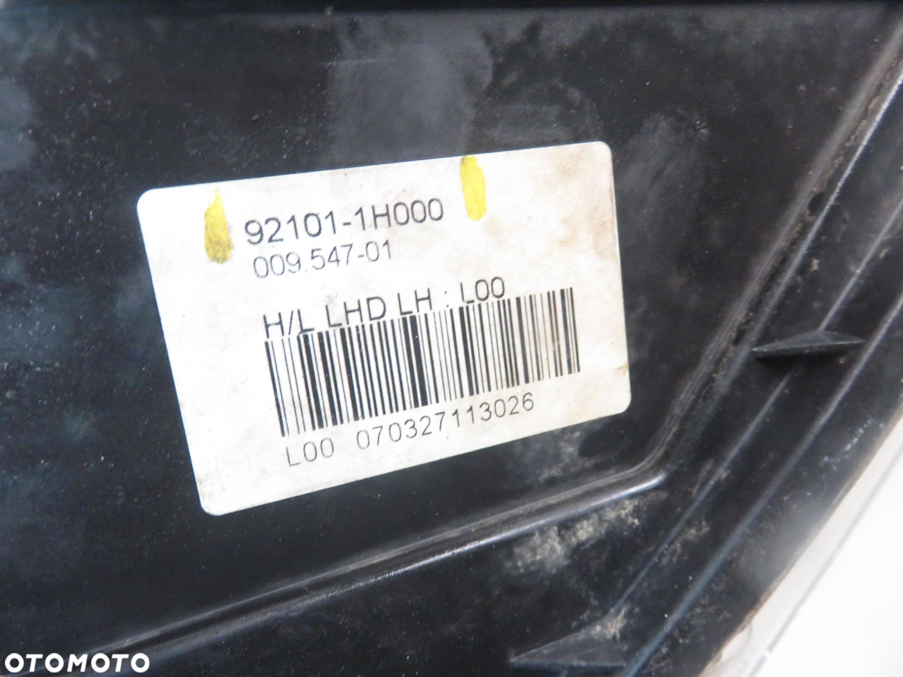 LAMPA LEWA PRZEDNIA KIA CEED I SW (ED) 921011H000 - 2
