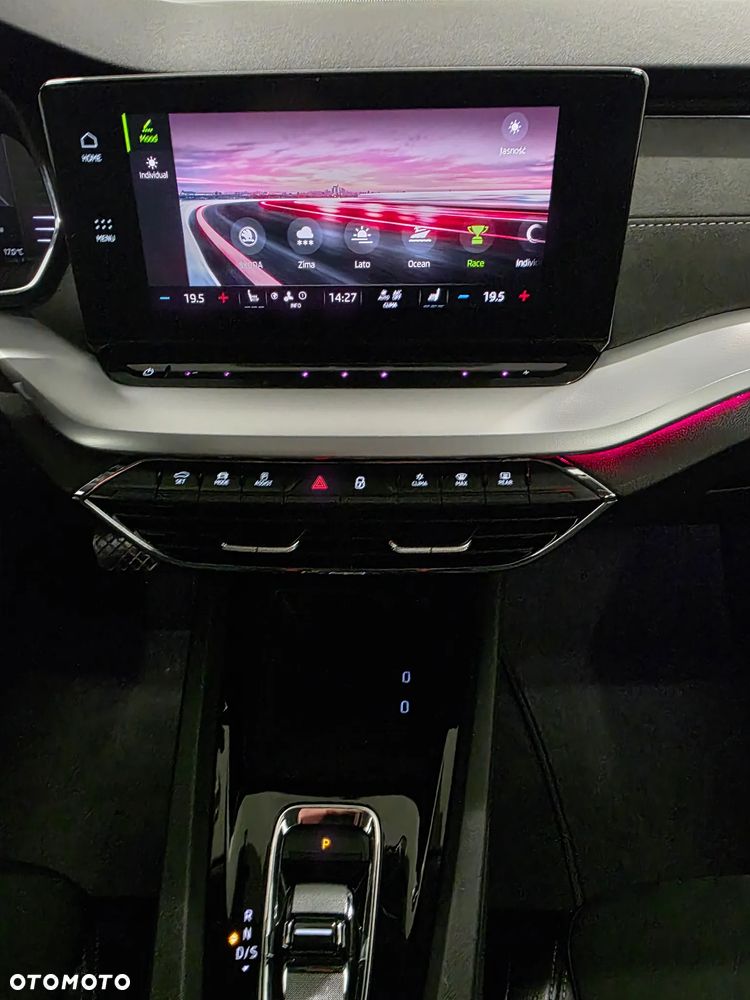 Skoda Octavia 2.0 TDI DSG Exclusive Plus - 11