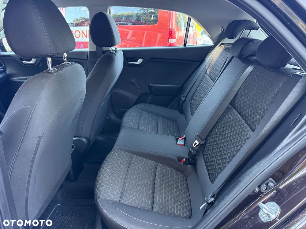 Kia Rio 1.0 T-GDI 100 Dream-Team Edition - 10