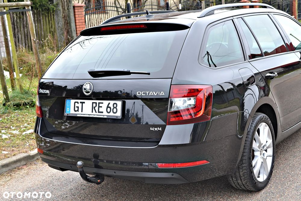 Skoda Octavia 2.0 TDI 4x4 DSG Clever - 17