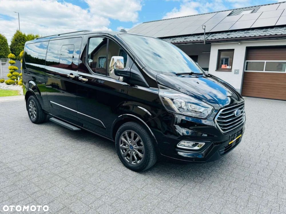 Ford Tourneo Custom - 10