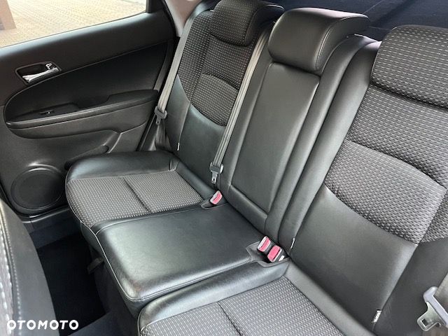 Hyundai i30 2.0 Premium - 12