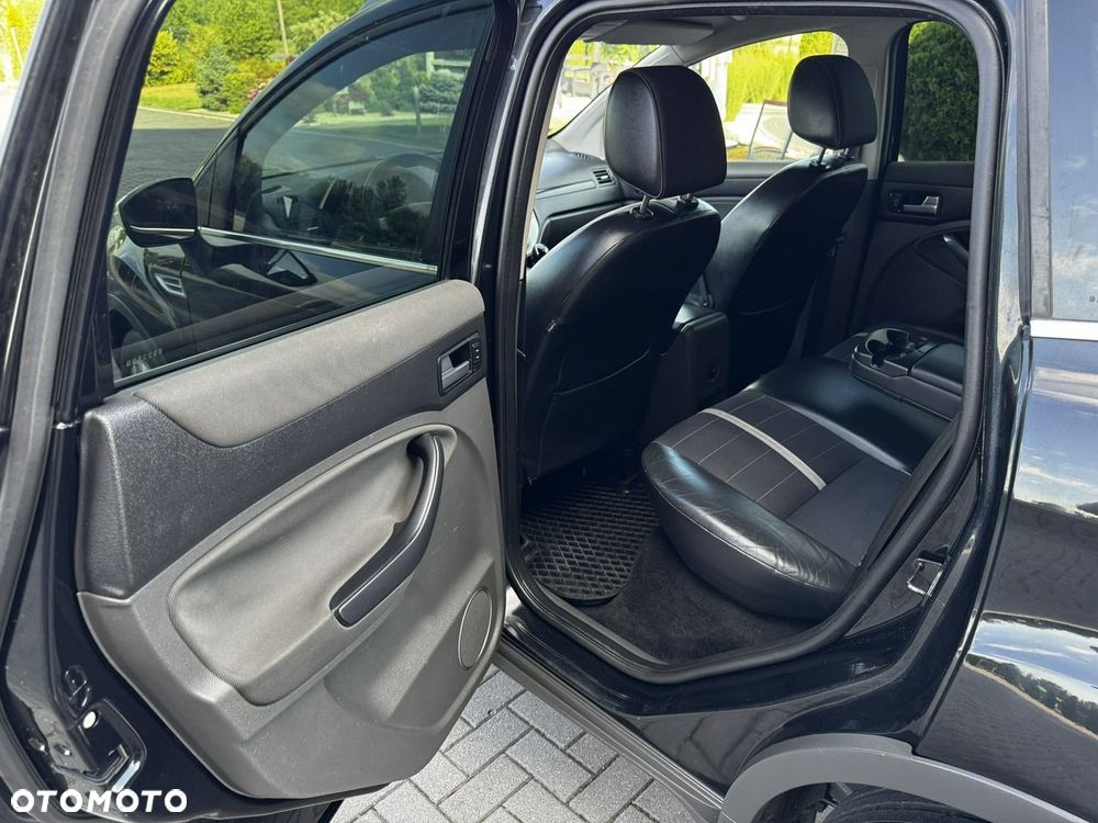 Ford Kuga 2.0 TDCi 2x4 Champions Edition - 13