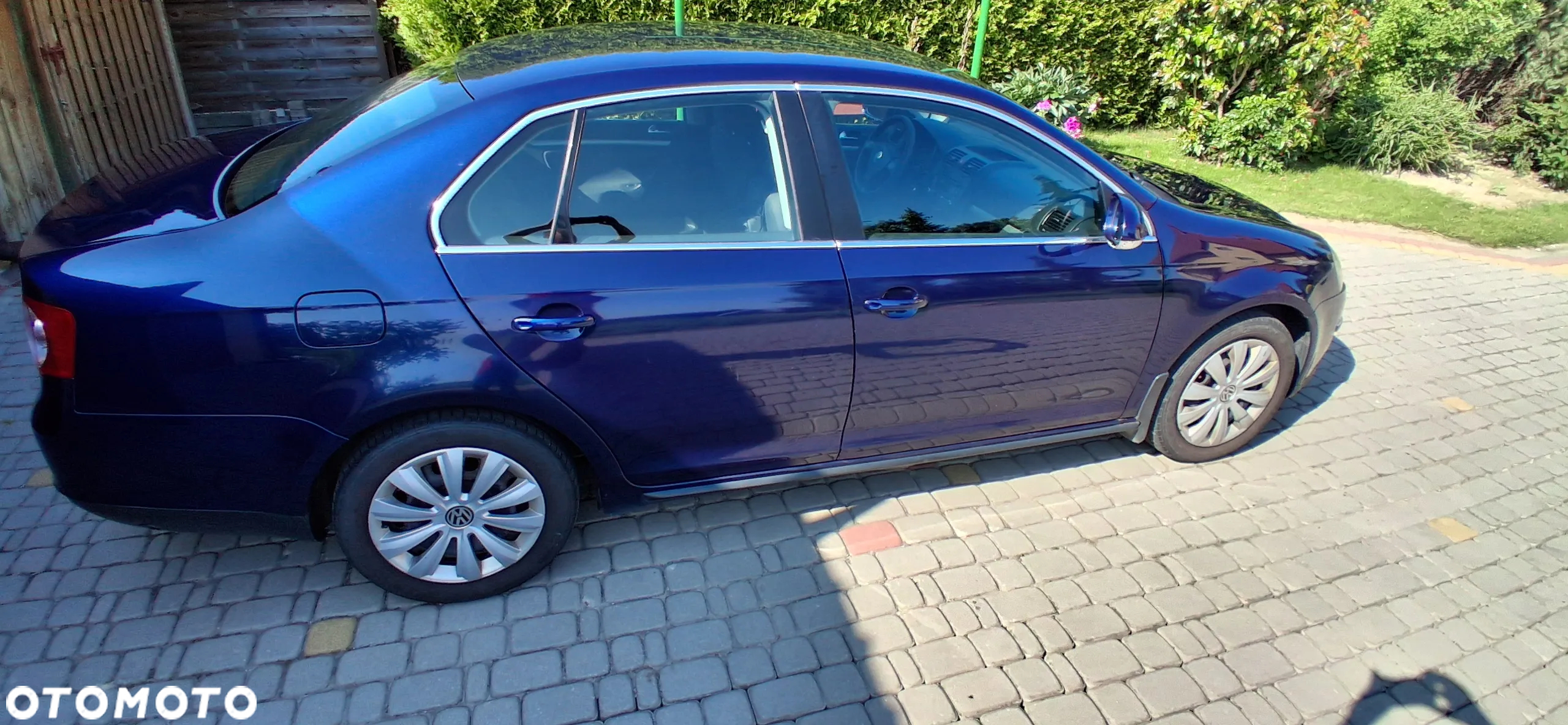 Volkswagen Jetta 1.6 Comfortline - 11