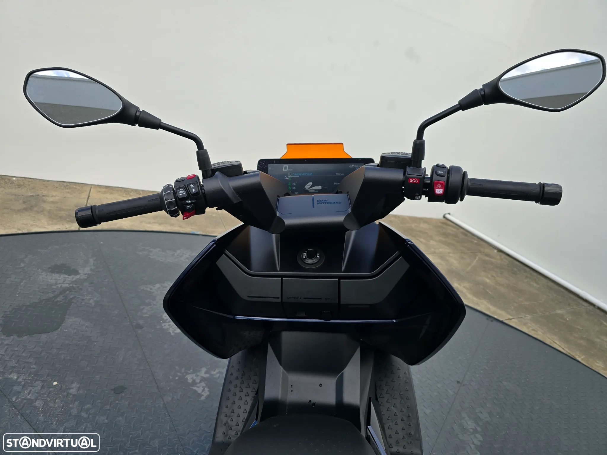 BMW CE 04 - 9