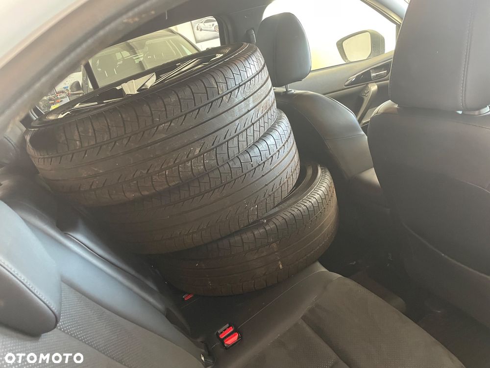 Mitsubishi Eclipse Cross 4WD Top - 9