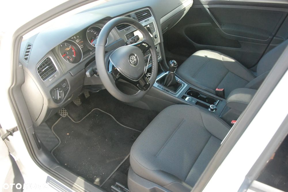 Volkswagen Golf 1.2 TSI Comfortline - 9