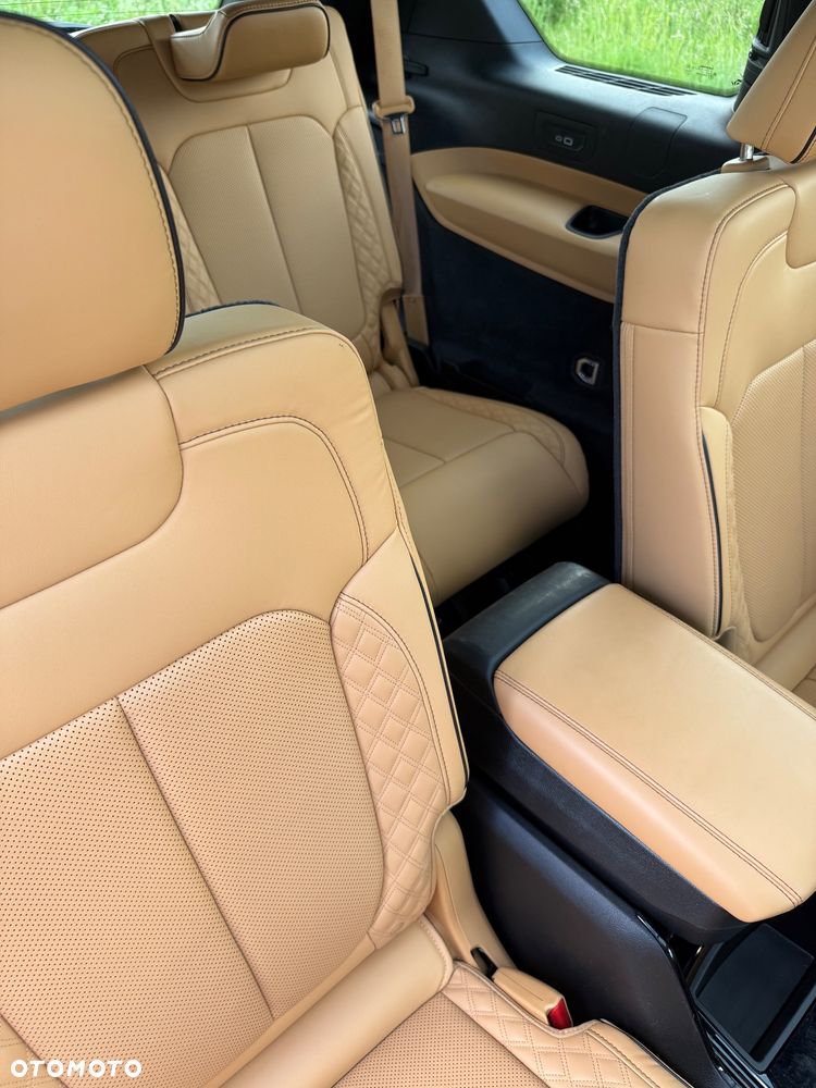 Jeep Grand Cherokee 3.6 V6 Summit - 37
