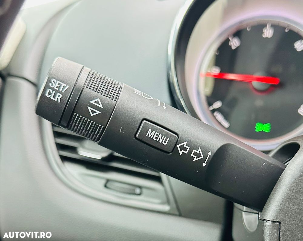 Opel Zafira Tourer 2.0 CDTI ECOTEC Cosmo - 26