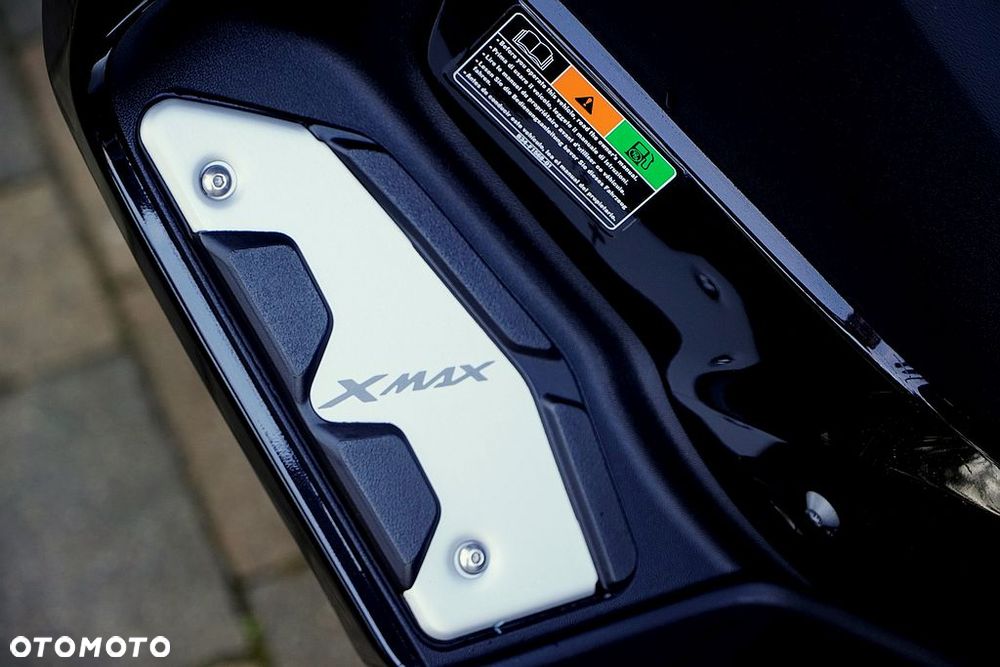 Yamaha X-max - 14