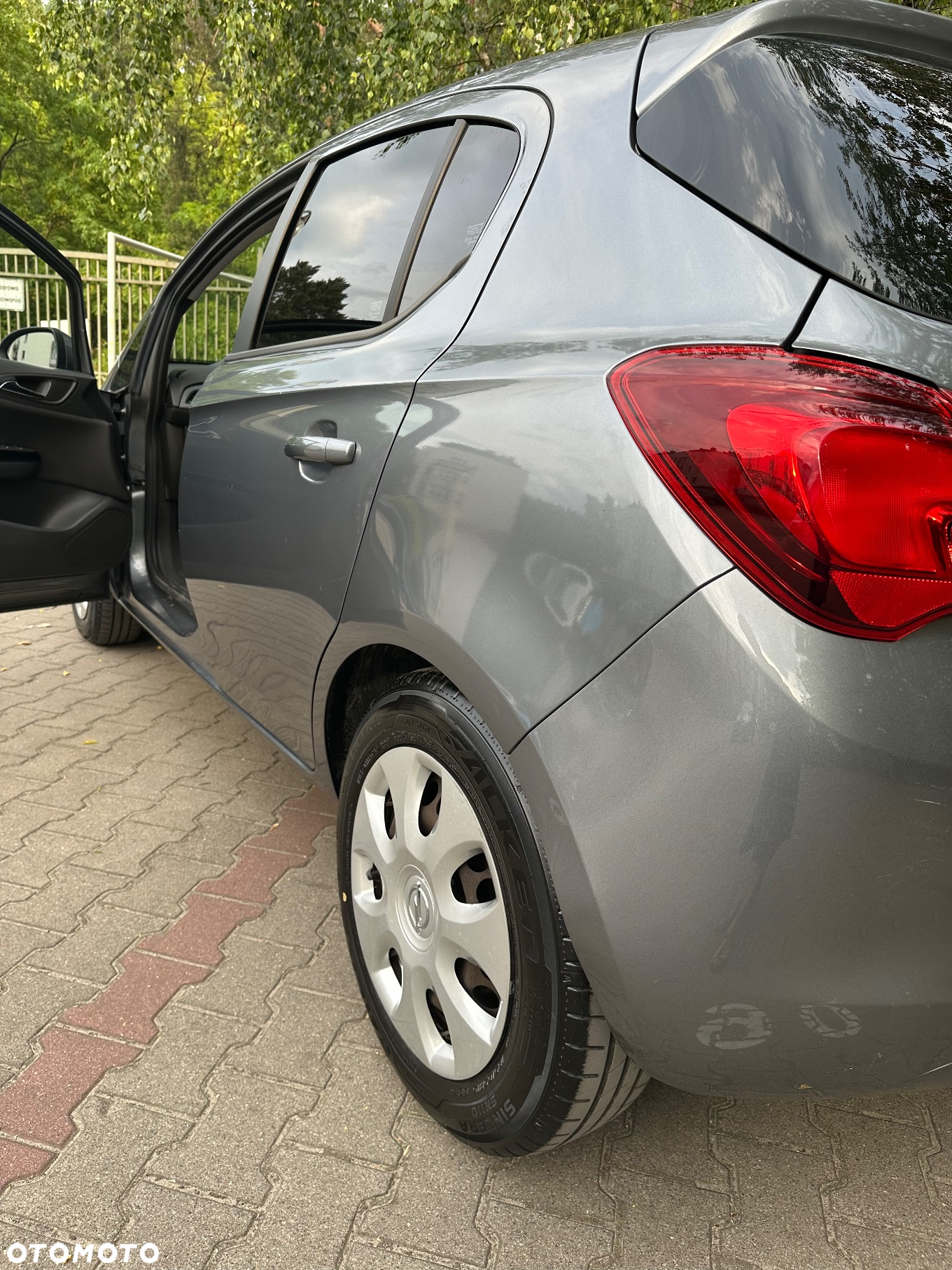 Opel Corsa 1.4 Color Edition - 9