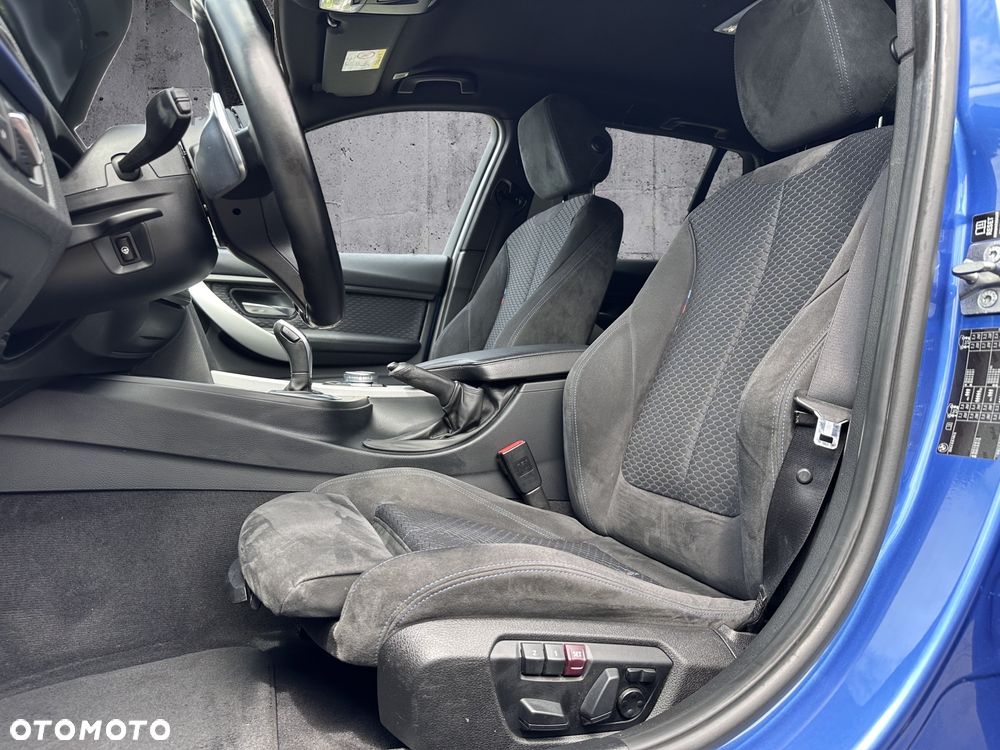 BMW Seria 3 325d M Sport - 14