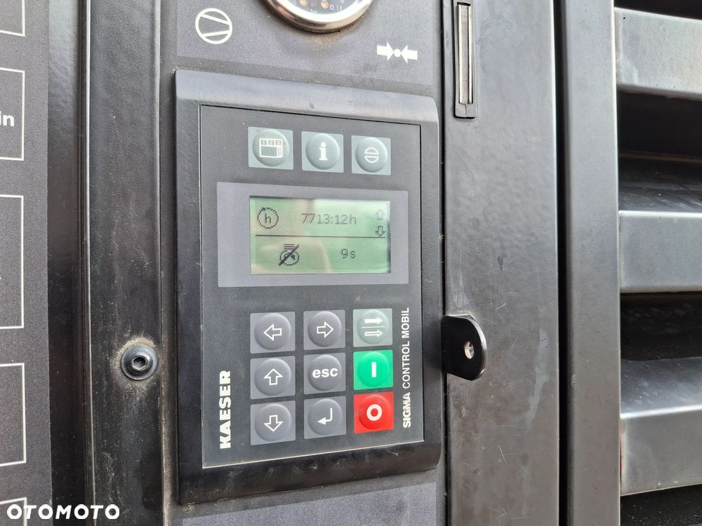 Inny Kompresor Śrubowy Mobilny Kaeser M350 Sigma Wydajność Do 34m3/min Ciśnienie Robocze Do 14 BAR Silnik Mercedes-Benz 6 Cylindrów Potężny Mobilny Kompresor Świetny Stan 7700 MTH Sterownik SIGMA CONTROL MOBIL Po Kompletnym Serwisie Gotowy Do Pracy Zastosowania: Piaskowanie / Czyszczenie Suchym Lodem / Technologia wiercenia itp. - 31