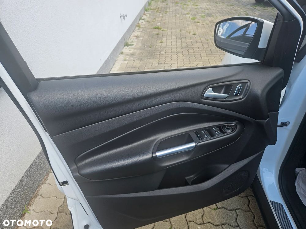 Ford Kuga 1.5 EcoBoost FWD Trend ASS MMT6 - 12