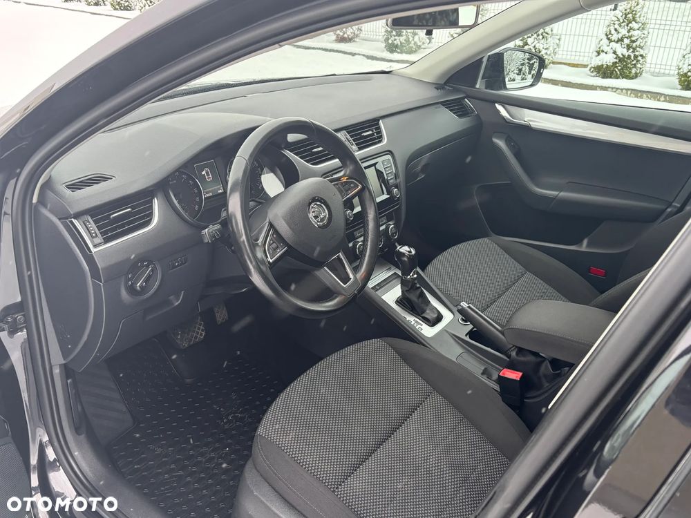 Skoda Octavia 2.0 TDI DSG Ambition - 13