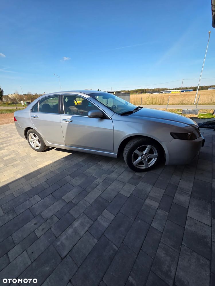 Honda Accord 2.0 i Comfort - 1