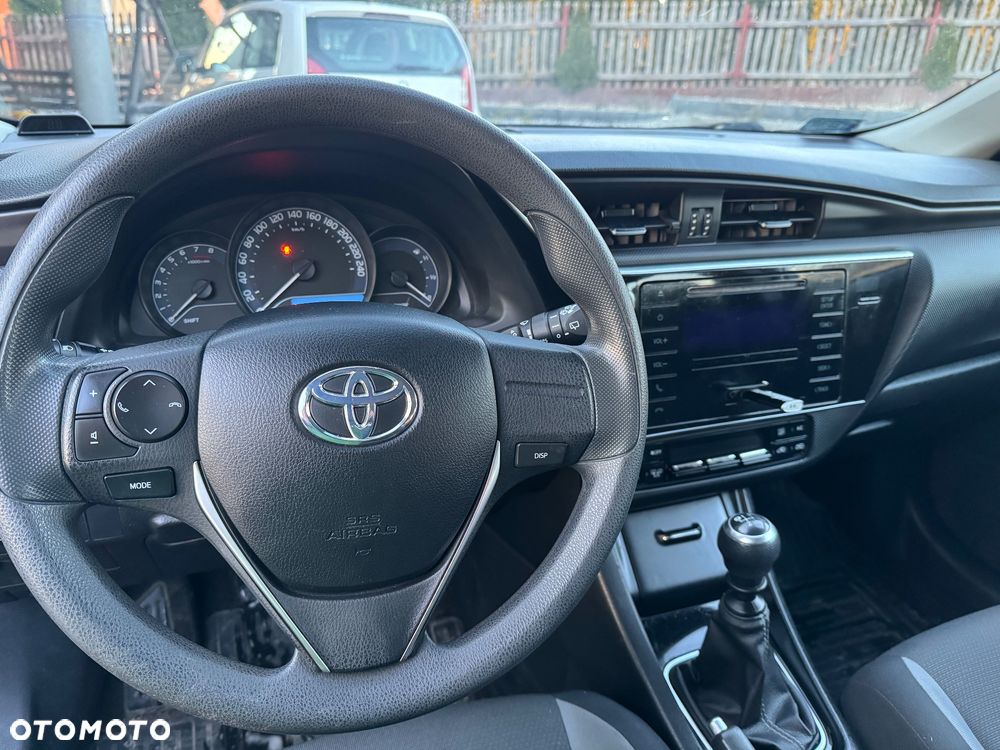 Toyota Auris 1.6 Active - 4