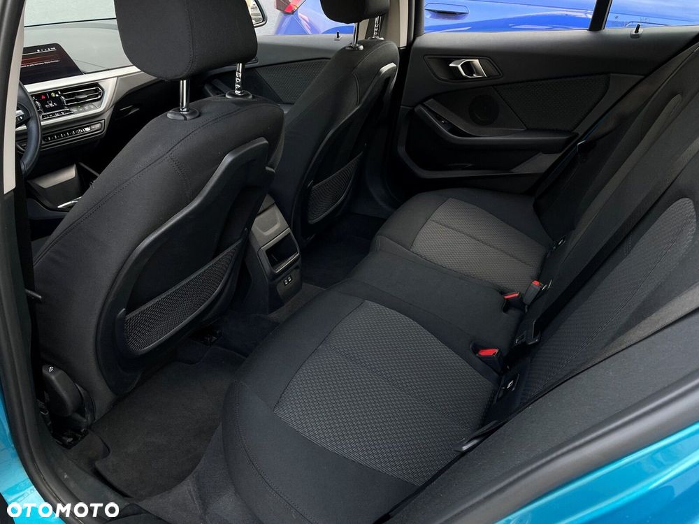 BMW Seria 1 - 17