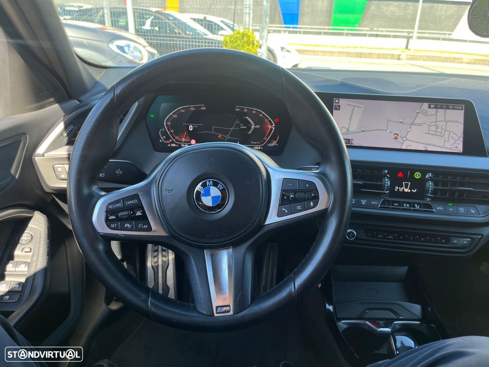 BMW 118 i Pack M Auto - 18