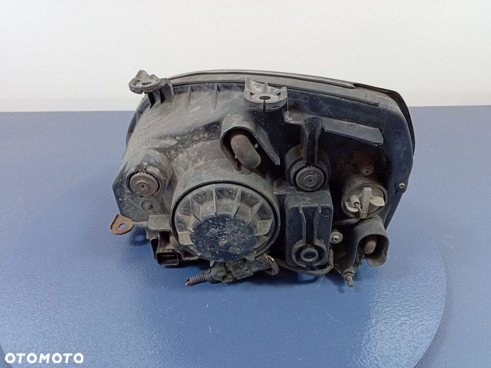 KIA CARENS II REFLEKTOR PRAWY PRZÓD EU 0K2FA-51020 - 4