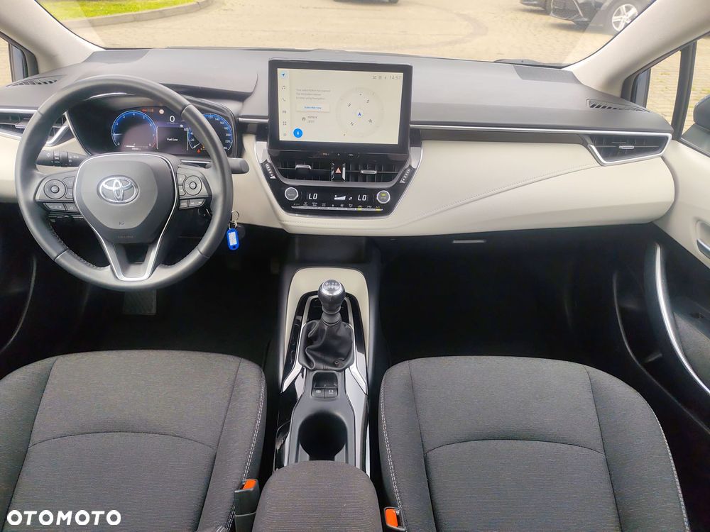 Toyota Corolla - 11