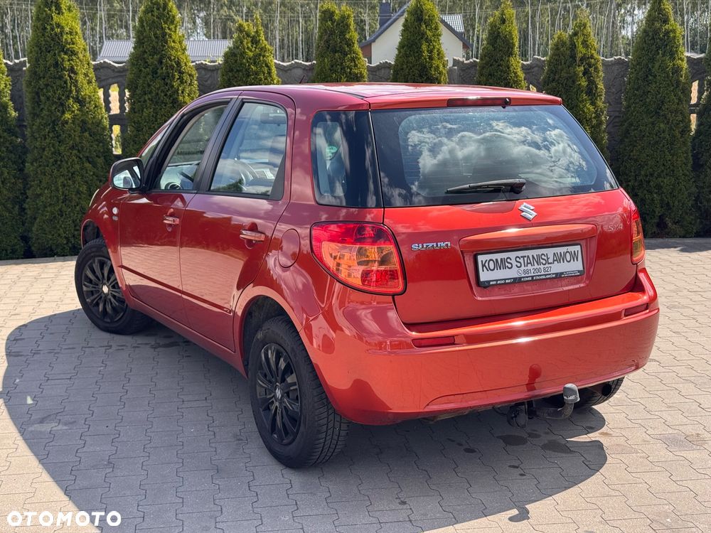 Suzuki SX4 1.9 DDiS DPF Streetline 4x2 Club - 11