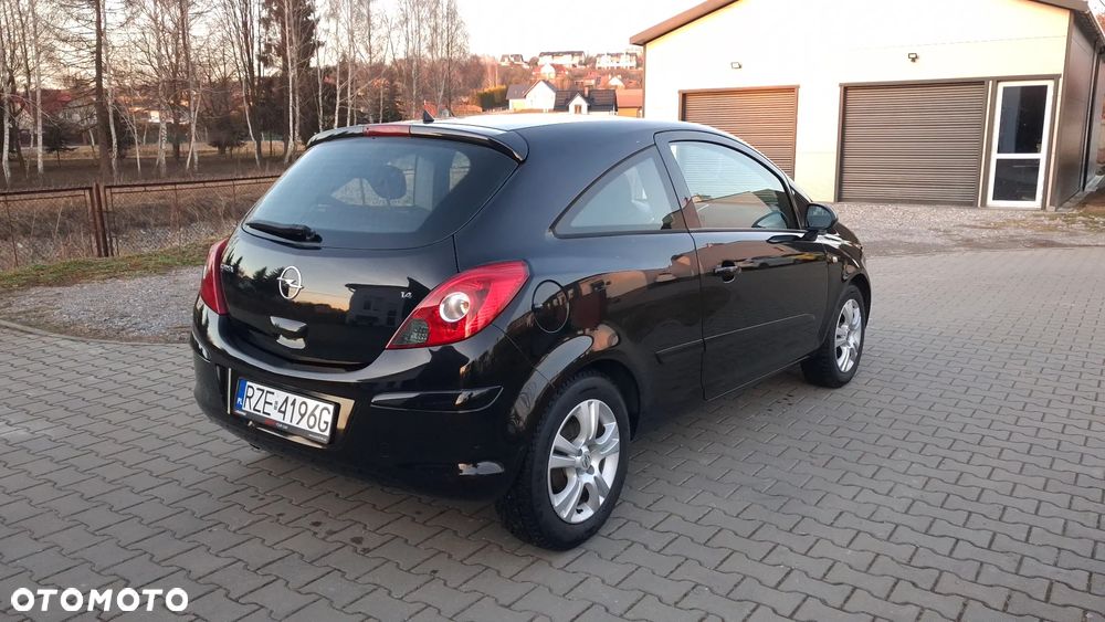 Opel Corsa - 3