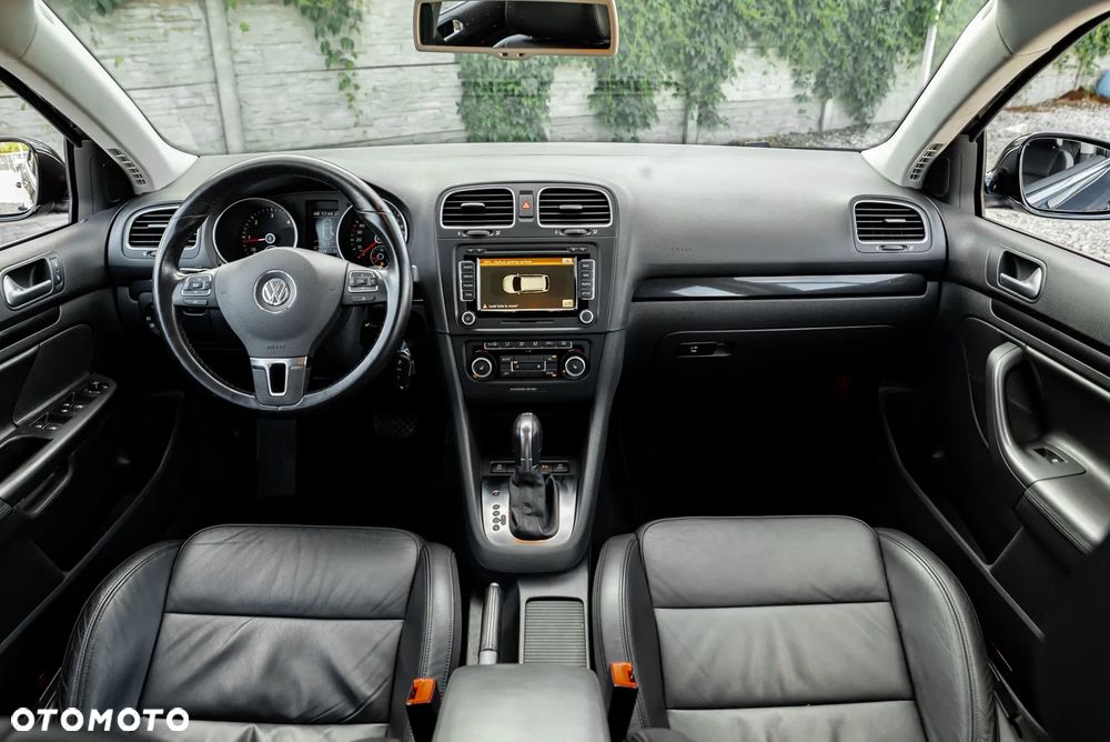 Volkswagen Golf 1.6 TDI DPF DSG Highline - 27