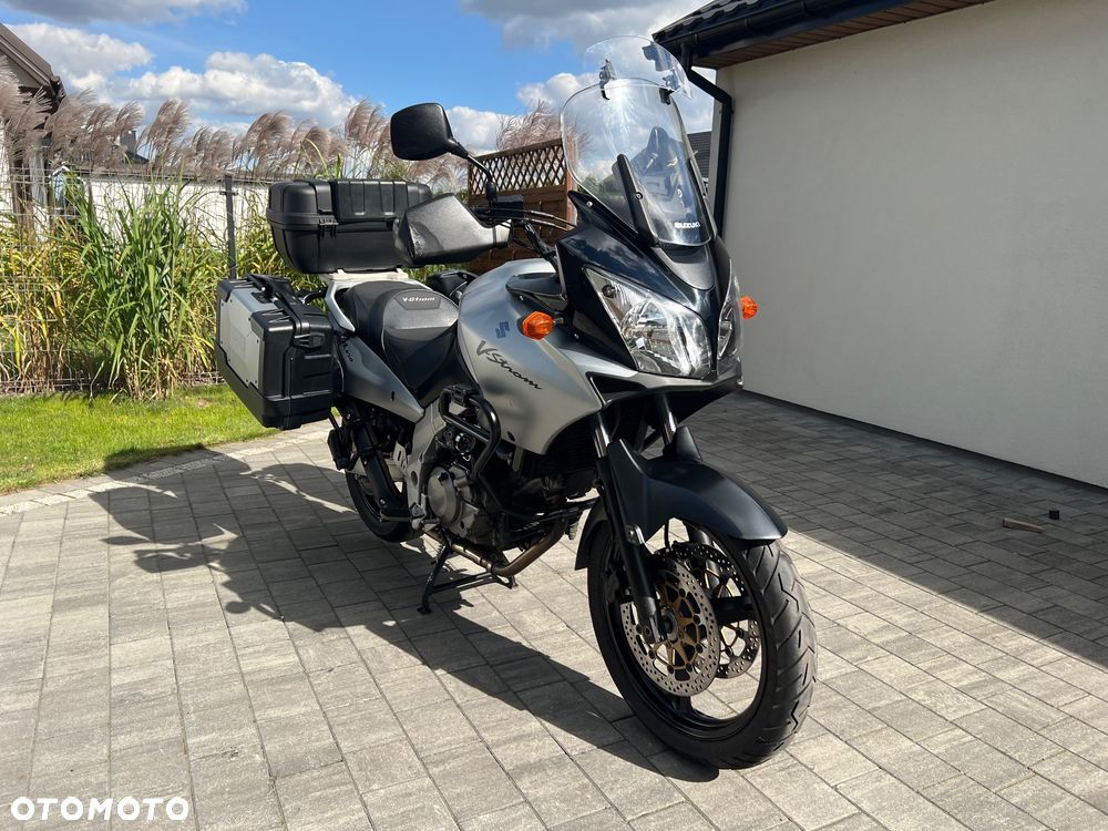 Suzuki V-STROM - 2