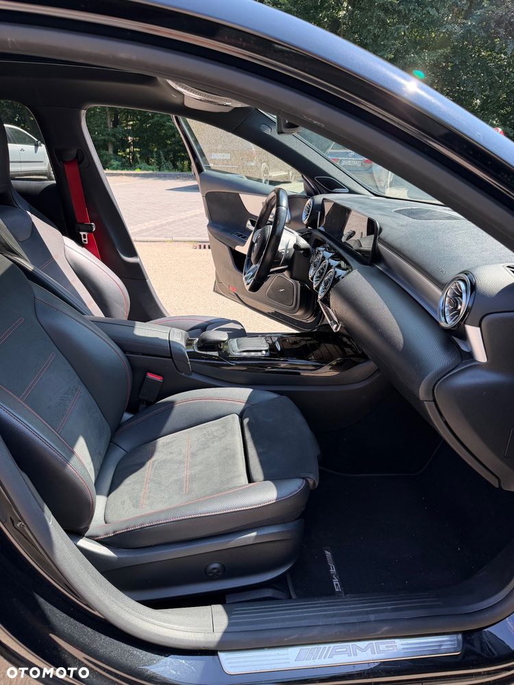 Mercedes-Benz Klasa A 35 AMG 4-Matic 7G-DCT - 9
