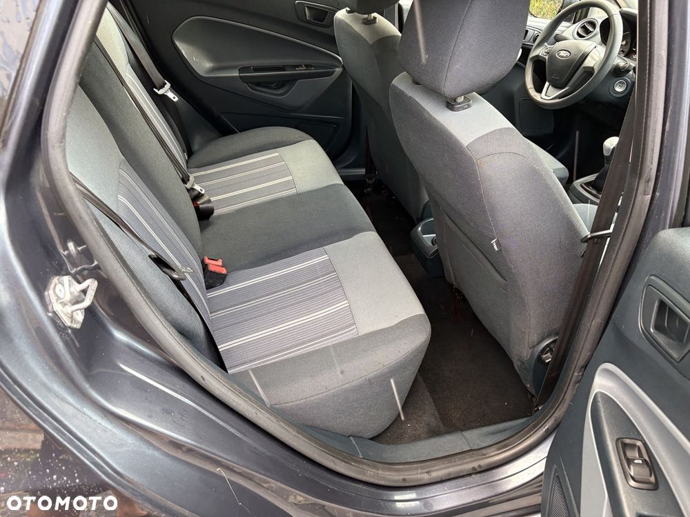 Ford Fiesta - 7