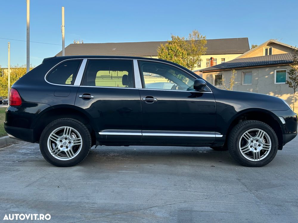 Porsche Cayenne - 3
