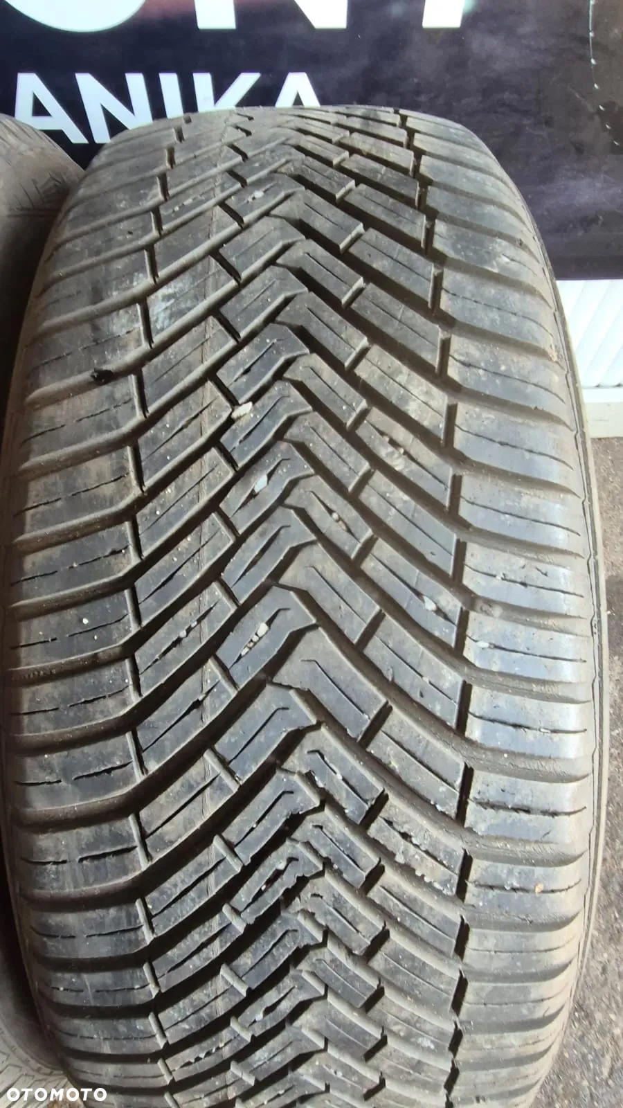 215/50 R17 Continental całoroczne - 2
