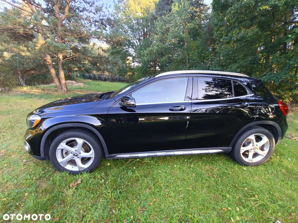 Mercedes-Benz GLA 250 4-Matic AMG Line - 15