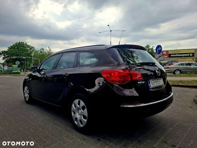 Opel Astra 1.4 T Cosmo - 34